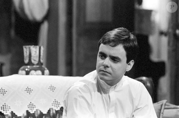 Aos 64 anos, Cassio Gabus Mendes é um dos nomes mais conhecidos da televisão brasileira e acumula décadas de trabalhos na Globo.