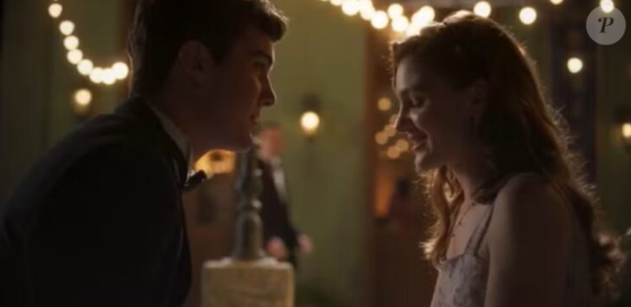 Em 'Garota do Momento', a cena do casamento entre Celeste e Edu está prevista para ir ao ar no próximo dia 10 de maio (sábado).