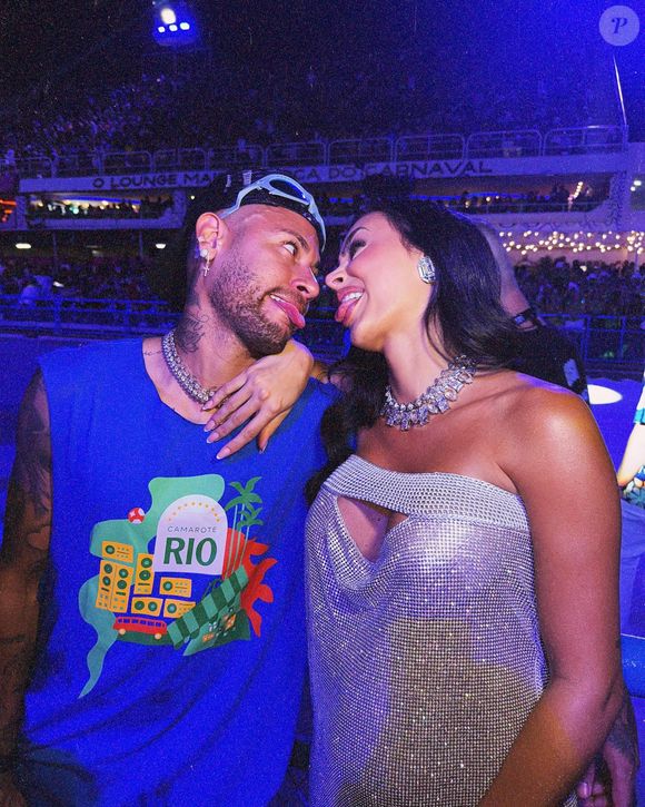 Bruna Biancardi e Neymar continuam juntos após as polêmicas, inclusive com rumores de casamento para breve