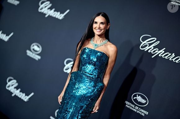 Demi Moore já foi vista com o look
