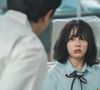 Em 'A Lição', Moon Dong-eun é uma adolescente que sofre tanto violência física e psicológica de alunos de sua escola e abandona a escola, mas anos depois se vinga de todos