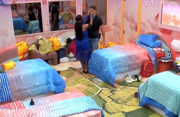 Mais votada pela casa, Marciele escapou do Paredão após vencer a Prova Bate e Volta