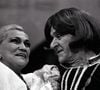 Ronald Golias teve mais de 50 anos de carreira até a morte em 27 de setembro de 2005 aos 76 anos - na foto, humorista e Hebe Camargo na segunda versão da paródia ao clássico 'Romeu & Julieta' (1990)