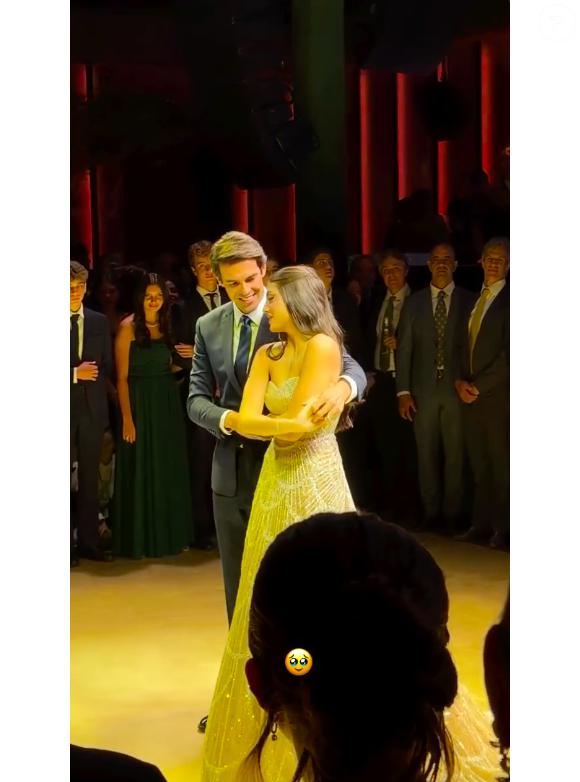 Neste sábado (09) Kaká usou suas redes sociais para fazer uma declaração de amor a Isabella Celico