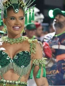 Virgínia revela grande receio sobre tapa-sexo e muito suor na fantasia para desfile do Carnaval 2026: 'Vou ter que...'