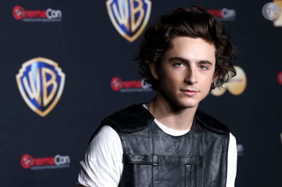 Sob esse pseudônimo, ele publicou no YouTube vídeos de rap feitos como parte de projetos acadêmicos, incluindo um que acabou viralizando anos depois, o famoso “Statistics Rap”.