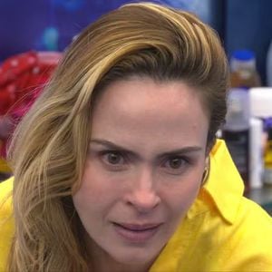 Ana Paula partiu para cima de Alberto e vem sendo acusada na web de agredir Milena