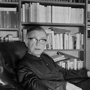 'A felicidade não é fazer o que se quer, mas querer o que se faz': a frase de Jean-Paul Sartre segue inspirando debates sobre propósito e bem-estar