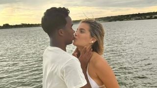 Mulher de Endrick, Gabriely Miranda dá alfinetada em meio a rumor de separação do jogador do Lyon após um ano de casamento
