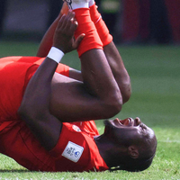 'Cena mais triste da Copa': Ismaël Koné, do Canadá, quebra a perna em lance CHOCANTE contra o Catar e web reage apavorada. Vídeo!