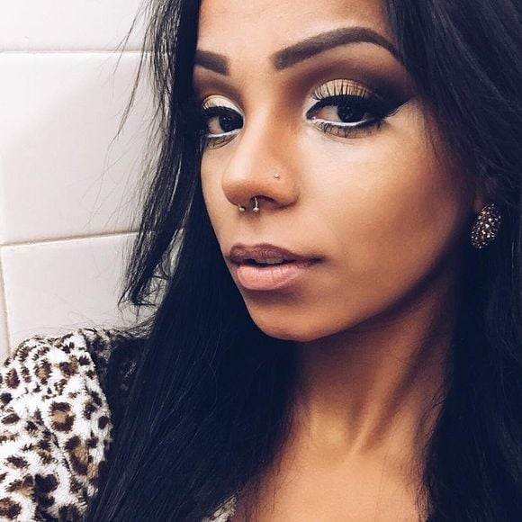 Em seu canal, Brunna Gonçalves dava dicas de maquiagens e beleza