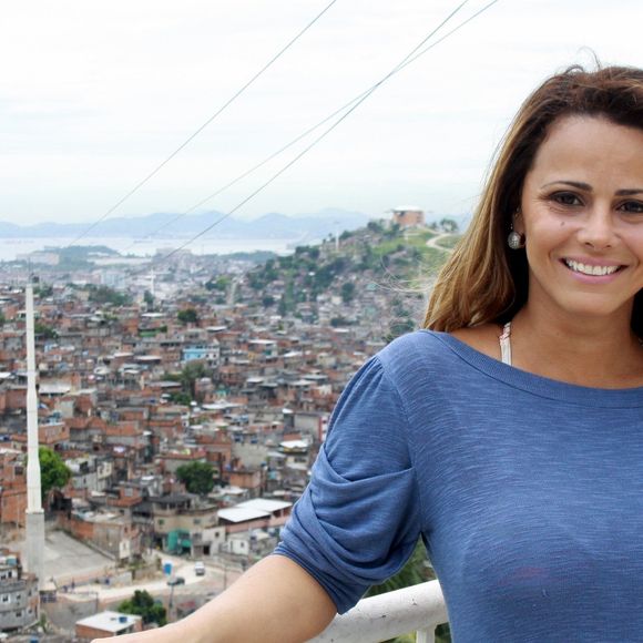 Na vida pessoal, o namoro com Belo ajudou Viviane Araújo a ganhar ainda mais fama nacional