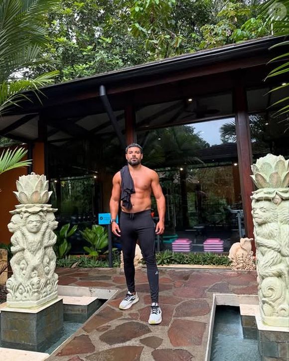 Pedro Andrade curtiu férias na Costa Rica