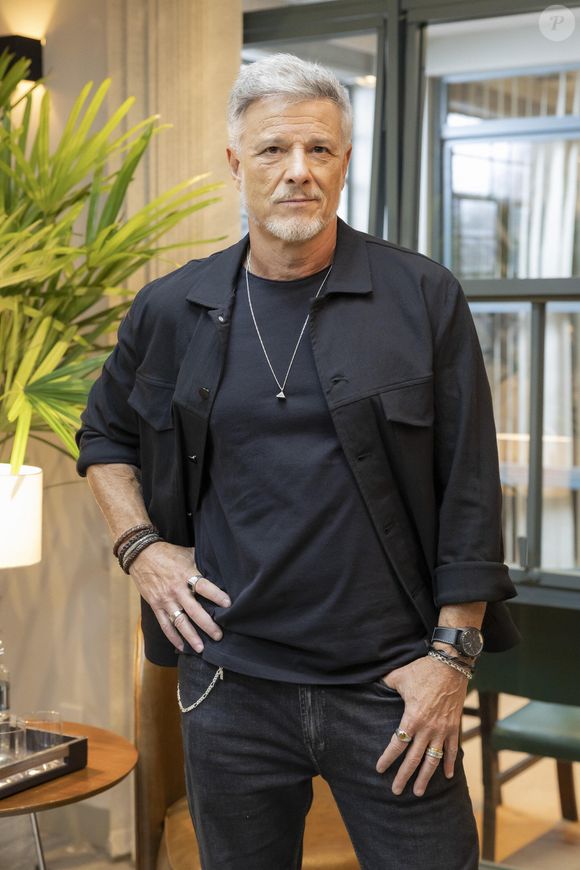 Jacques (Marcello Novaes) - Homem experiente e sedutor, ele é diretor da fábrica e conselheiro de Filipa (Cláudia Abreu). Quer tirar o poder do irmão Abel.