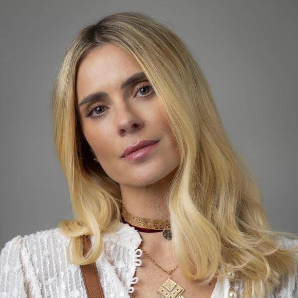 Carolina Dieckmmann interpreta Leila na novela ‘Vale Tudo’