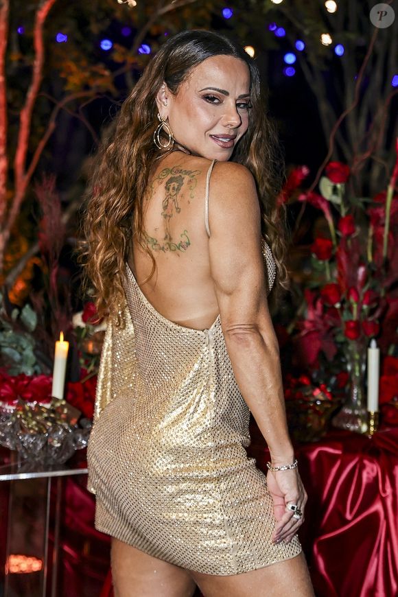 Viviane Araújo deixou à mostra tatuagem da personagem Betty Boop