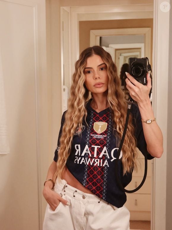 Hoje, Carol Cabrino é uma das WAGs mais famosas do Brasil e está fazendo sucesso na Copa do Mundo