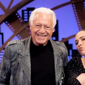 Antonio Fagundes, demitido em 2020 pela Globo, tinha acordo de gravar novelas somente nos dias de semana, dedicando-se ao teatro nos fins de semana