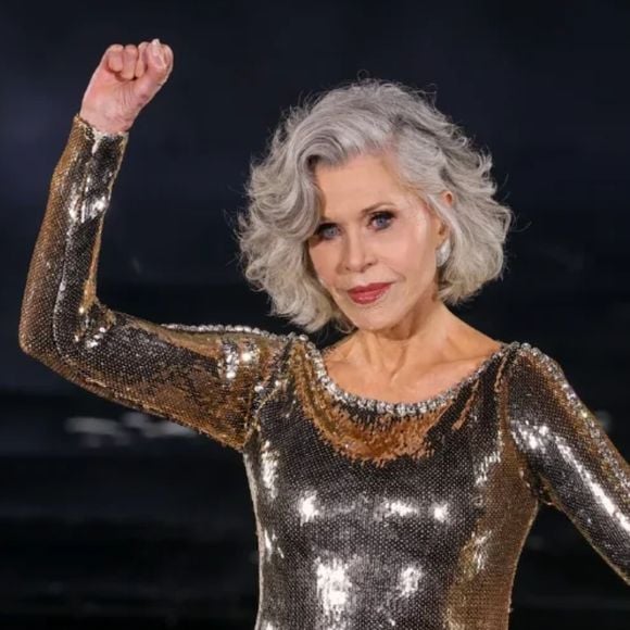 Nem dietas radicais, nem restrição: estes 4 hábitos alimentares simples que fazem Jane Fonda esbanjar juventude aos 88 anos