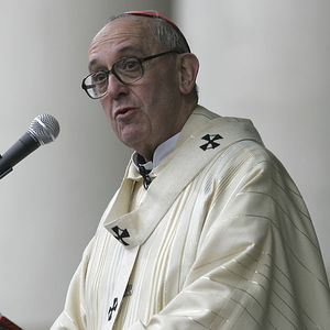 2008: Papa Francisco celebra a tradicional missa do Te Deum na Catedral Metropolitana de Buenos Aires