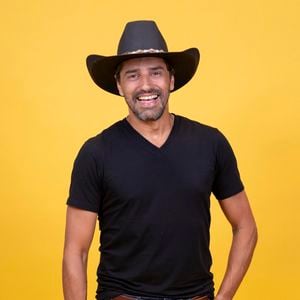 ‘BBB 26’: Alberto Cowboy e Gabriela vivem estranha relação de 'pai e filha'