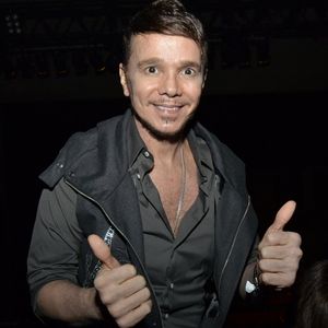 Cantor Netinho vem enfrentando intensa luta contra graves doenças (AVCs e câncer) desde 2013