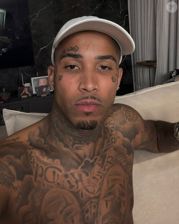 Gato Preto negou ser o pai da filha de Bia Miranda e depois lamentou não ter acordado a tempo de embarcar para o Rio de Janeiro acompanhar o parto