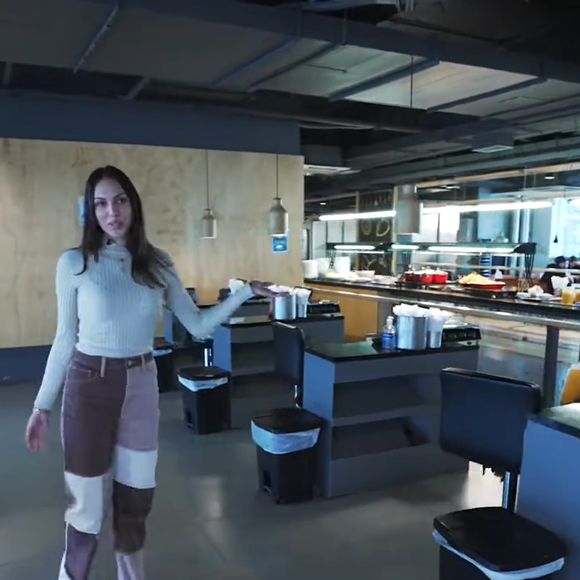 Refeitório, cafeteria, terraço e espaços de convivência completam a estrutura da faculdade onde Benício Huck vai estudar