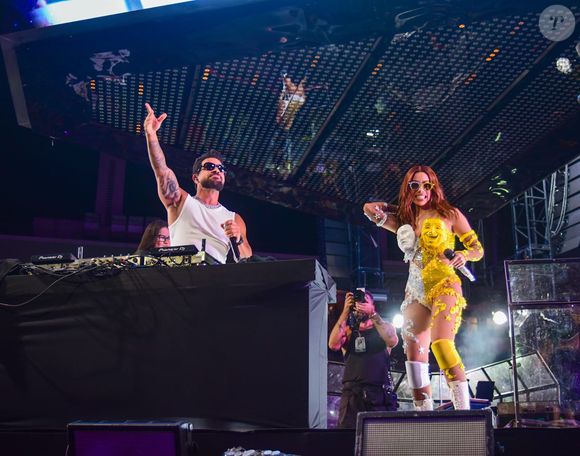 Dennis DJ nos ensaios de Carnaval da Anitta, em São Paulo