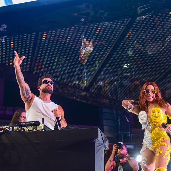 Dennis DJ nos ensaios de Carnaval da Anitta, em São Paulo