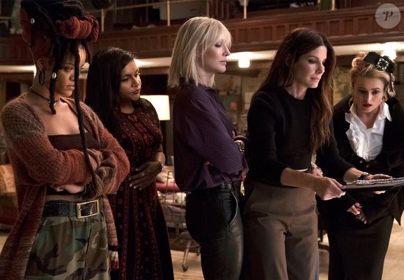 'Oito Mulheres e Um Segredo' está disponível na Netflix e fazendo muito sucesso no TOP 3 da plataforma