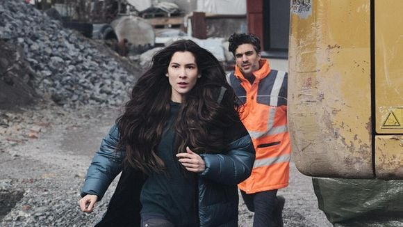 Tem apenas seis episódios, está disponível na Netflix e é uma das melhores minisséries de suspense dos últimos anos