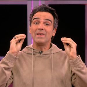 Tadeu Schmidt foi elogiado por Sonia Abrão pelo desempenho no 'BBB 26': 'Gostei muito do trabalho dele. Ele é bom'