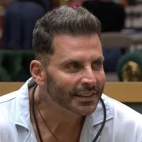 Henri Castelli na Justiça: polêmica no 'BBB 26' acaba em processo por perseguição e injúria; ator pede indenização de R$ 50 mil