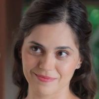 O que é novela vertical? Formato virou febre com 4 sucessos brasileiros e estreias da Globo e no SBT prometem acirrar o mercado