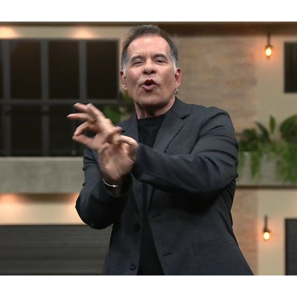 Leandro Hassum surpreendeu o público no primeiro discurso de eliminação do Casa do Patrão e recebeu elogios nas redes sociais