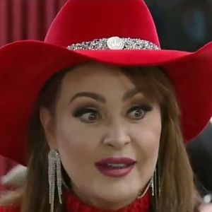 Atriz venezuelana admite que a língua é um desafio e revela que quase desistiu de entrar no reality