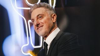 Detonado por Ana Paula Renault, Luciano Huck volta atrás e nega ser contra o Bolsa Família: 'Fala está fora de contexto'