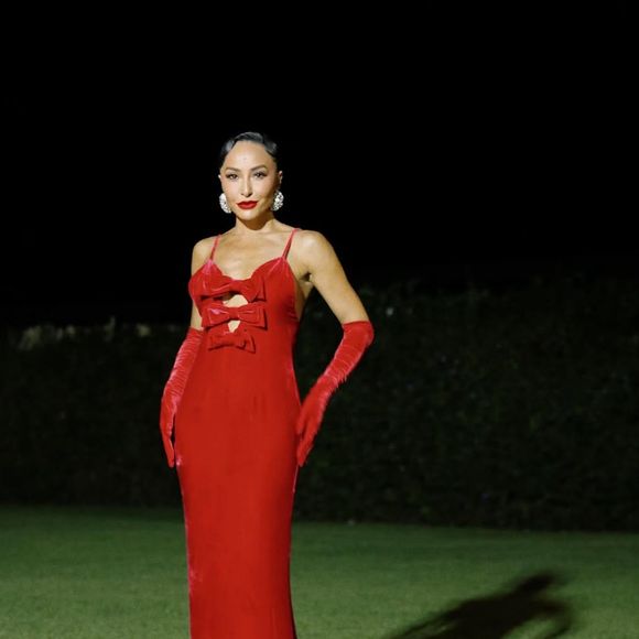 Sabrina Sato já usou vermelho, cor tendência para Réveillon 2025, em look marcante