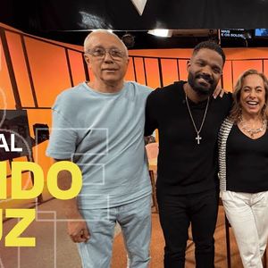 Internet se emociona com despedida e últimas imagens de Arlindo Cruz em homenagem na TV