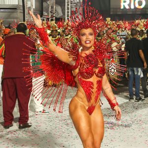 Exigência de Anitta gerou rumores de uma possível rixa com Virgínia Fonseca e acarretou em diversas brigas entre fãs na web