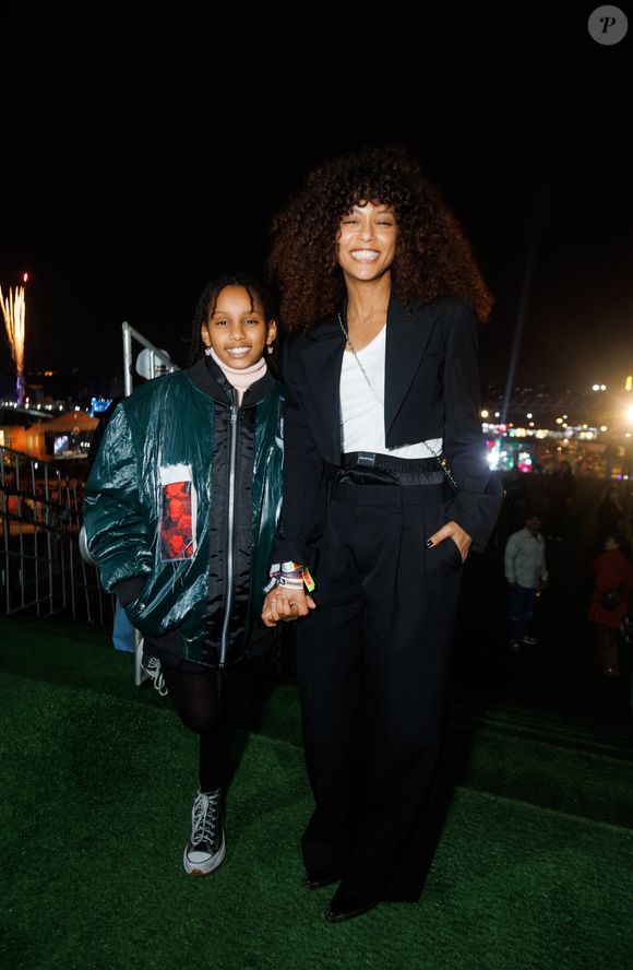 Mais tarde, Taís Araújo levou a filha, Maria Antônia, para curtir o último dia do The Town