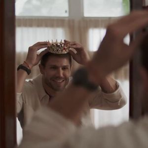 Jonas Sulzbach usa o apelido 'quinta série', dado por Ana Paula Renault no 'BBB 26', em novo comercial e agita a web