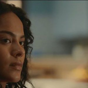 Primeira cena de Bella Campos como Maria de Fátima gera reações positivas