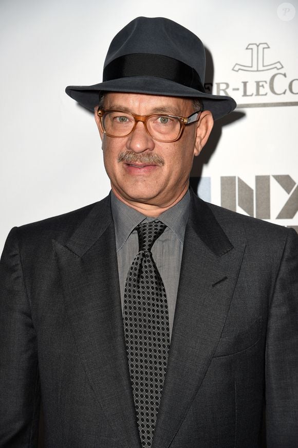 Isso não significa que Tom Hanks seja obcecado por suas falhas ou que acredite que as pessoas só deveriam exergá-las, mas sim que é importante reconhê-las para poder evoluir