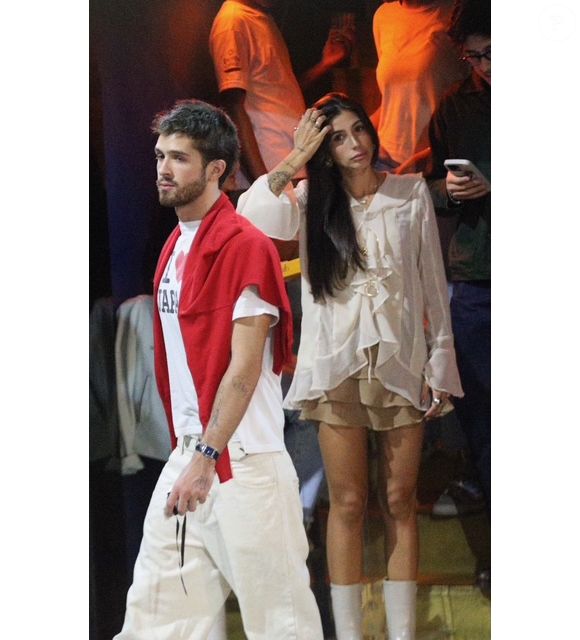 Maisa festeja 23 anos em rooftop no Rio com João Guilherme, L7 e elenco de 'Garota do Momento'. Fotos!