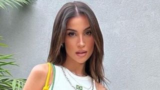 Tina, maquiadora: 'Para dar volume aos lábios e deixar o visual elegante, o melhor é esfumar um lápis marrom em direção ao interior'