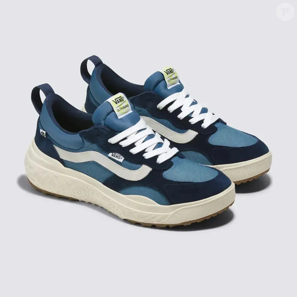 Até o fechamento da matéria, o Tênis Vans Ultrarange VR3 Neo True White estava anunciado por R$ 129,30 no Mercado Livre, chamando atenção pelo custo-benefício e pelo visual inspirado em Bluey
