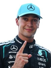 Hoje com salário de R$ 175 milhões, George Russell, piloto da Mercedes na Fórmula 1, superou infância pobre na fazenda e realizou sonho que parecia impossível: 'Quando era mais jovem, andar de barco ou ir ao oceano nunca era uma possibilidade'
