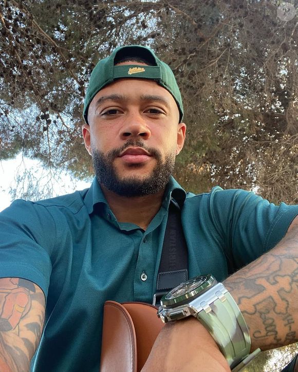 Tal qual Neymar, Dephay é fã de relógios de luxo e tem modelos milionários